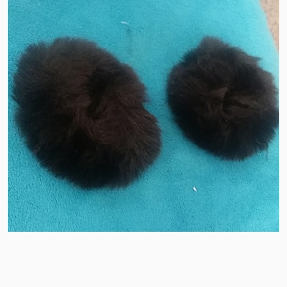 Colorful Furry scrunchies - Picture 3 of 7